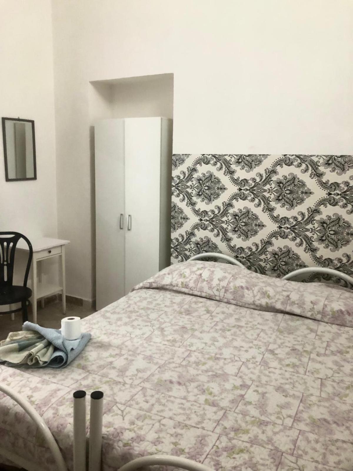레조디칼라브리아 Il Balcone Sullo Stretto B&B 외부 사진